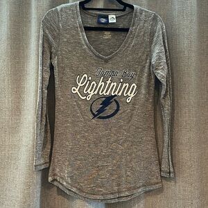 Like New Tampa Bay Lightning V-Neck Top